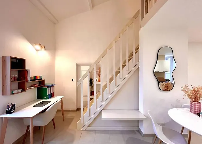 De Charme Avec Mezzanine Appartement Bastia (Corsica)