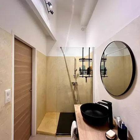 De Charme Avec Mezzanine Apartment Bastia (Corsica)