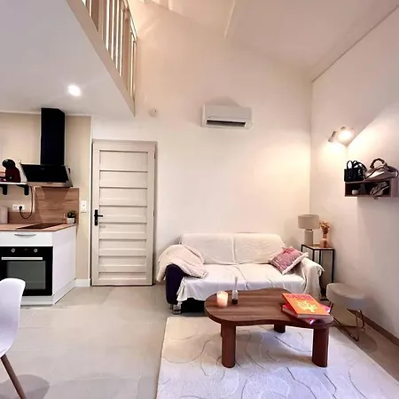 De Charme Avec Mezzanine * Bastia (Corsica)